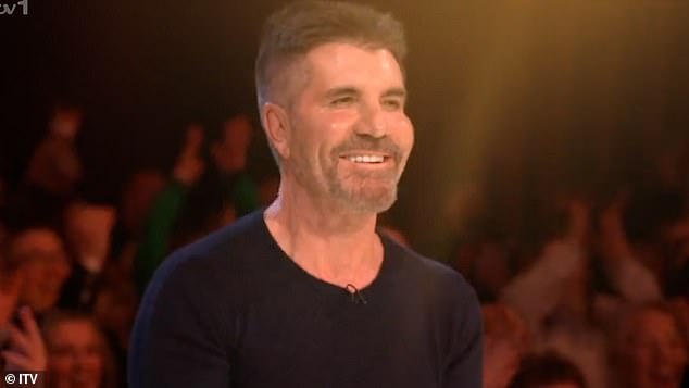 عاطفيًا: قدم سايمون كويل ، 63 عامًا ، كسرًا لقواعد الصدمة في حلقة ليلة السبت الماضي من برنامج Got Talent البريطاني