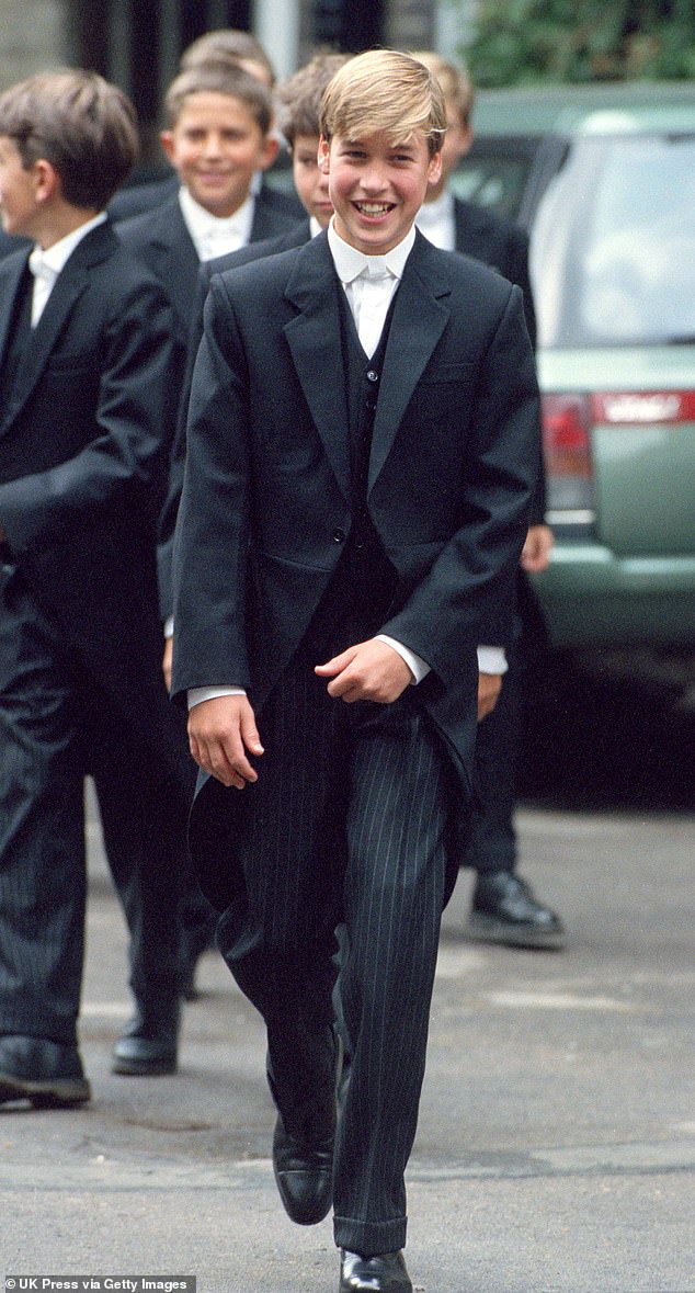 الأمير وليام في أول يوم رسمي له في كلية إيتون في 7 سبتمبر 1995
