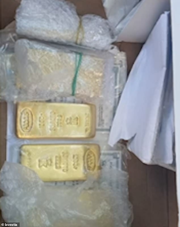 كانت سبائك الذهب من بين الثروات التي عثرت عليها الشرطة في قصر بريغوزين
