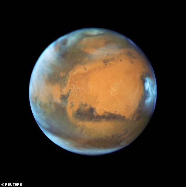 كيف تطور المريخ: يقول الخبراء إن الحرارة القادمة من هذه العناصر المشعة قد غيرت بشكل كبير التطور الحراري وتاريخ التبريد في عالم المريخ.