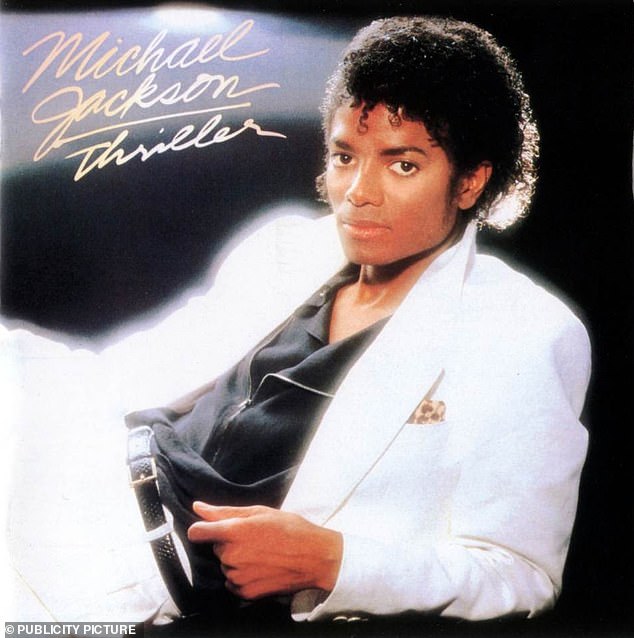 لديه 13 أغنية فردية في قائمة Billboard Hot 100 وهي ثالث أعلى أغنية لأي فنان، ويظهر غلاف ألبوم Thriller عام 1982.