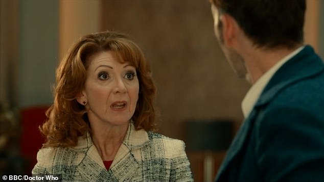في مكان آخر من الحلقة، عادت بوني لانجفورد التي طال انتظارها، بعد أكثر من ثلاثة عقود من صعودها على متن TARDIS