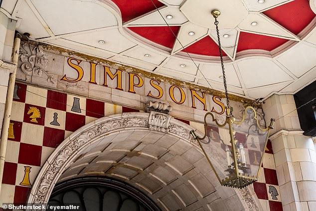 زيارة مطعم لندن الكلاسيكي Simpson's in the Strand يحتل المركز السابع في التصنيف