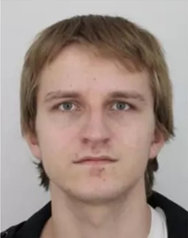 وقد أعلنت الشرطة المحلية أن الطالب ديفيد كوزاك، 24 عامًا، هو القاتل