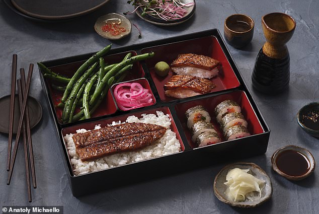 أبرمت شركة Forsea Foods شراكة مع الشيف التنفيذي كاتسومي كوسوموتو لإعداد طبقين يابانيين تقليديين (في الصورة) باستخدام اللحوم المزروعة في المختبر.
