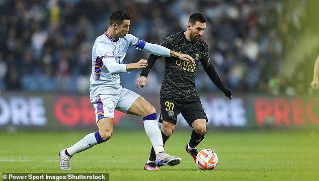 آخر مواجهة بين رونالدو وميسي كانت في 19 يناير 2023، حيث لعب باريس سان جيرمان مع فريق الرياض كل النجوم