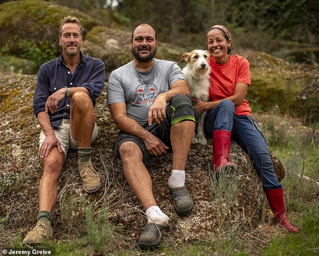 أخبر زوجان من مالطا بن فوغل كيف أنفقا مدخراتهما لشراء 42 فدانًا من الأراضي في البرية البرتغالية - وتركا بلدهما وراءهما لبدء حياة جديدة من الصفر