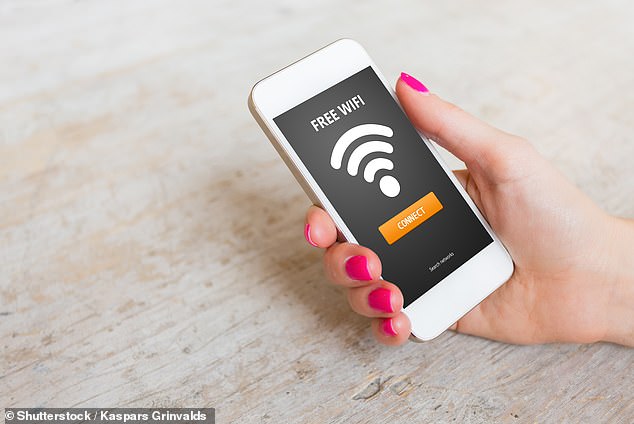 إذا كنت لا تستخدم Bluetooth وWi-Fi، فلن يظل نشطًا أو يستنزف أيًا من بطارية هاتفك