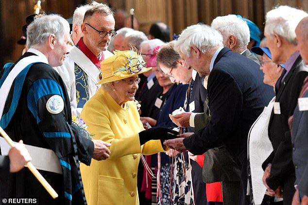 الملكة إليزابيث الراحلة في خدمة العهد الملكي في كنيسة سانت جورج، وندسور، في عام 2019