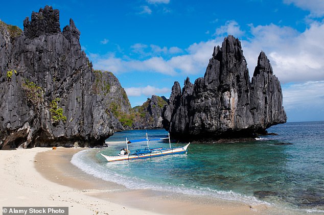 توفر جزيرة بالاوان في الفلبين أنشطة الغطس والتجديف بالكاياك