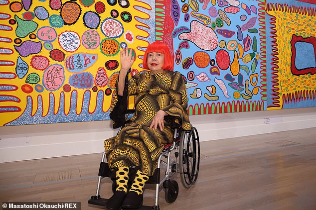 الفنانة اليابانية الشهيرة عالميًا يايوي كوساما (في الصورة عام 2017) هي واحدة من أكثر 100 شخصية مؤثرة في مجلة تايم