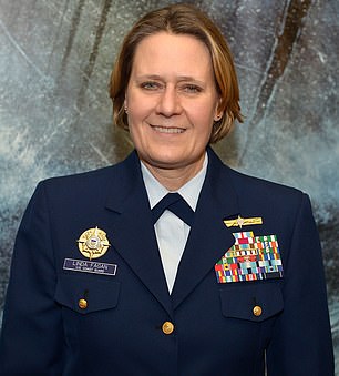 شغلت فاجان منصب الضابطة رقم 2 في خفر السواحل من يونيو 2021 إلى يونيو 2022، عندما تمت ترقيتها إلى رتبة قائد.
