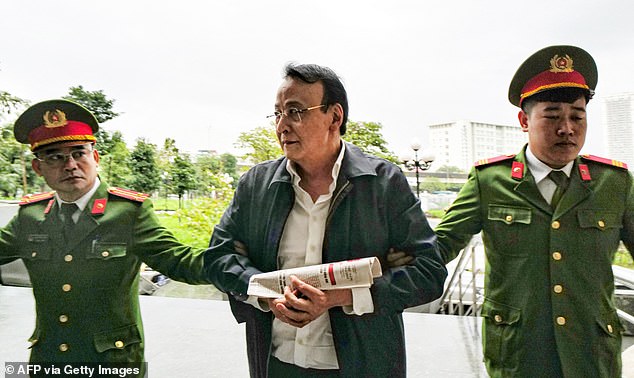 حُكم على قطب العقارات الفاخرة الفيتنامي - دو آنه دونج، رئيس مجموعة تان هوانج مينه - بالسجن لمدة ثماني سنوات الشهر الماضي.