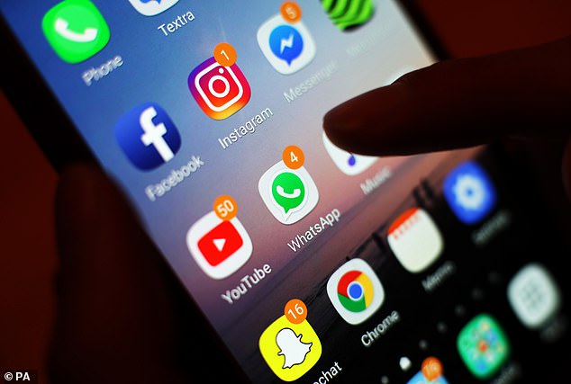 يقول الباحثون إن البالغين الذين يستخدمون Instagram ليسوا أكثر عرضة للمعاناة من القلق أو الاكتئاب أو الوحدة من أولئك الذين لا يفعلون ذلك