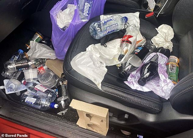 سمحت إحدى الأشخاص، في المملكة المتحدة، لشريكها باستعارة السيارة لبضعة أيام، ثم عادت محملة بأكوام من القمامة