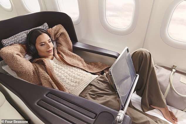 تم تجهيز الطائرة المصممة خصيصًا بمقاعد جلدية واسعة ومسطحة، ويمكن للضيوف توقع وجود أجهزة iPad شخصية على متن الطائرة