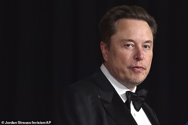 قام الرئيس التنفيذي لشركة Tesla Elon Musk بتسريح 10% من القوى العاملة في الشركة هذا الأسبوع، والتي تصل إلى 14000 موظف في المصانع في جميع أنحاء الولايات المتحدة.