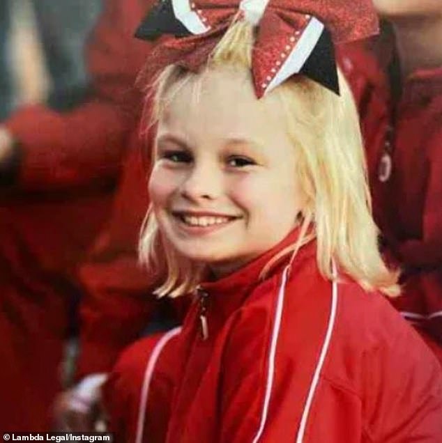وأشارت المحكمة إلى أن بيبر جاكسون عاشت كفتاة لأكثر من خمس سنوات وبدأت في التعرف على أنها أنثى في الصف الثالث