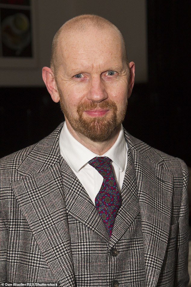 تم تعيين فولي في منصبه في Birmingham Rep في عام 2019 وهو معروف بوقوفه وراء Spitting Image The Musical