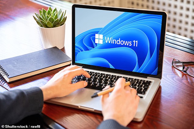 تدعي Microsoft أن الإعلانات تهدف إلى مساعدة المستخدمين على اكتشاف تطبيقات مفيدة لنظام التشغيل Windows