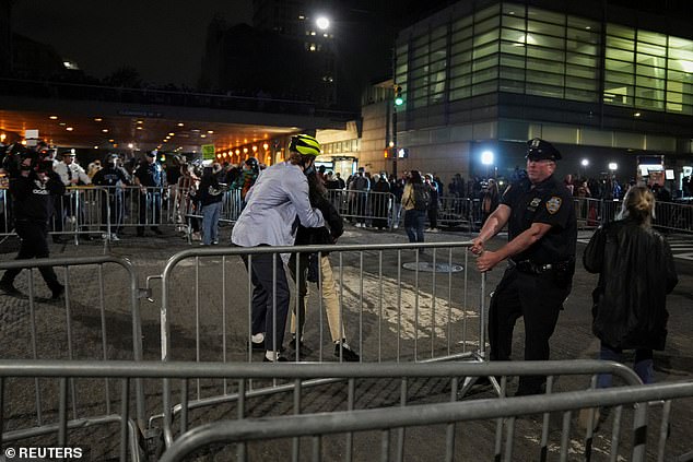 وحذرت شرطة نيويورك من أن الاحتجاجات تم اختيارها من قبل محرضين خارجيين 