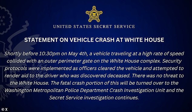 اصطدمت السيارة بالبوابات على بعد حوالي 1000 قدم من البيت الأبيض في شارع بنسلفانيا، بالقرب من وزارة الخزانة.