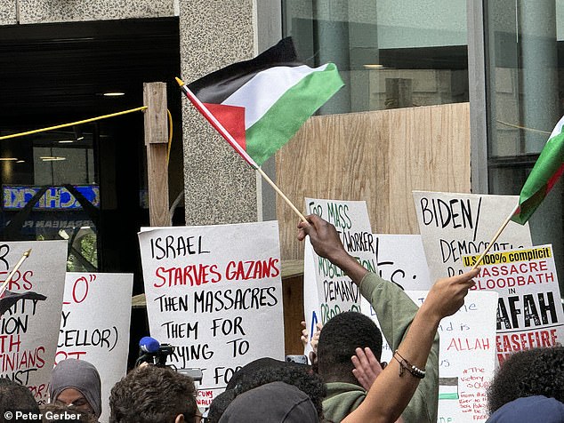 خطط النشطاء المناهضون لإسرائيل لتنظيم 