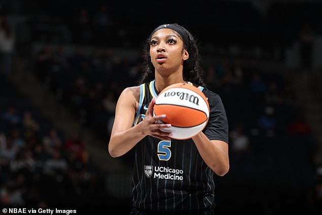 تم اختيار ريس مؤخرًا في المركز السابع بشكل عام من قبل Sky في مسودة WNBA لعام 2024